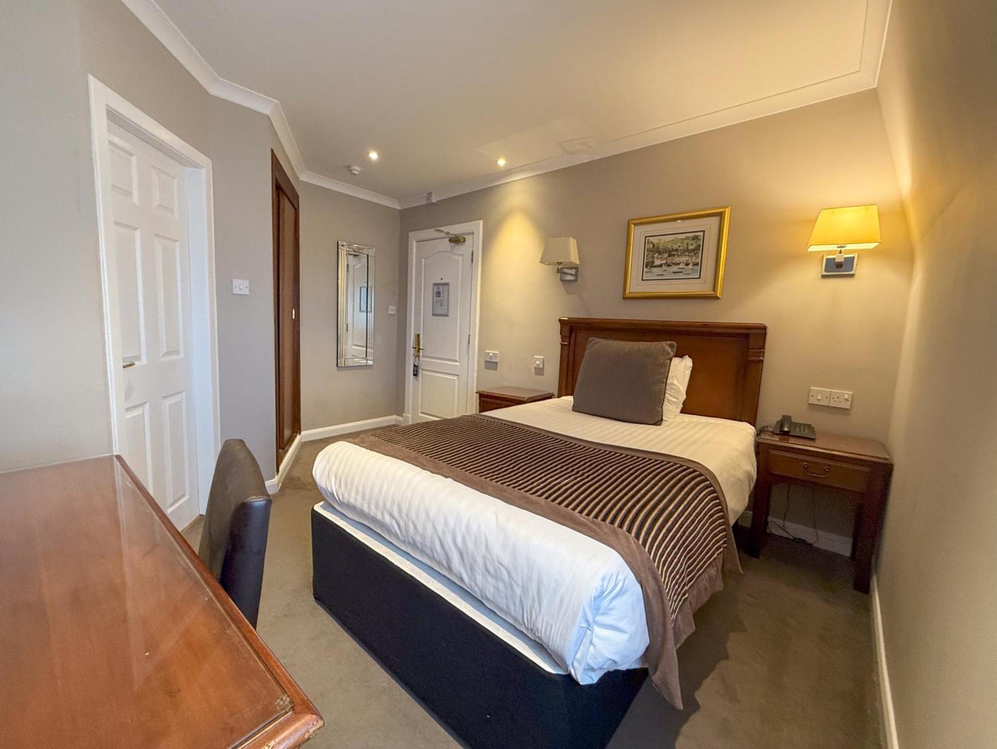 Aberdeen Douglas Hotel Kültér fotó